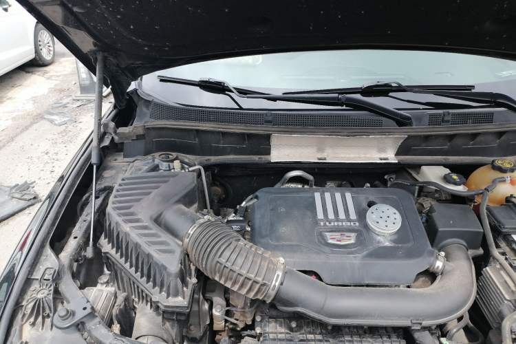 Used Cadillac XT6 2020 28T Six-Seater Four-Wheel-Drive Luxury Version Engine Bay Right