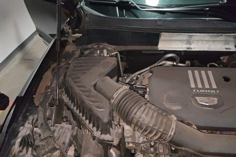 Used Cadillac XT6 2020 28T Six-Seater All-Wheel-Drive Fashion Edition Engine Bay Right