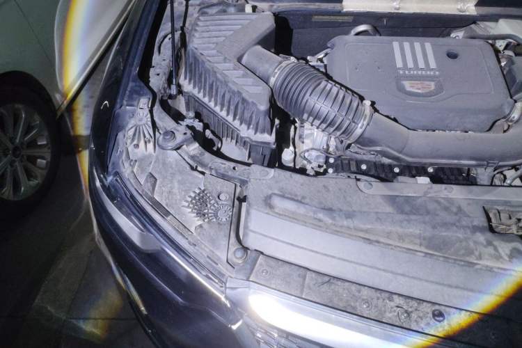 Used Cadillac XT6 2020 28T Six-Seater All-Wheel-Drive Fashion Edition Engine Bay Right