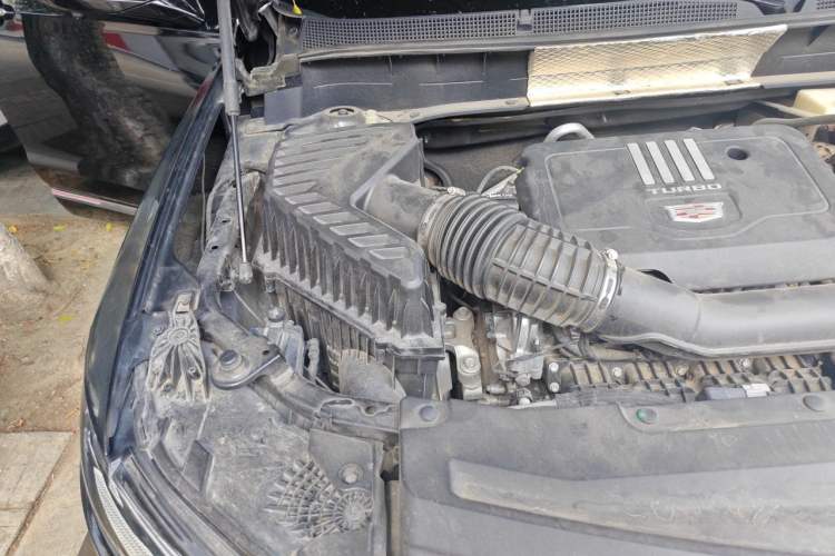 Used Cadillac XT6 2020 28T Six-Seater Four-Wheel-Drive Luxury Version Engine Bay Right