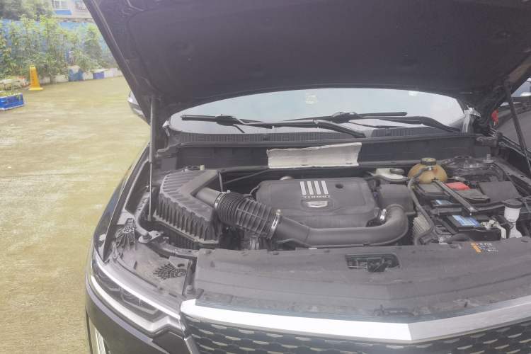 Used Cadillac XT6 2020 Revised Version 28T 7-Seater Four-Wheel Drive Luxury Edition Engine Bay Right