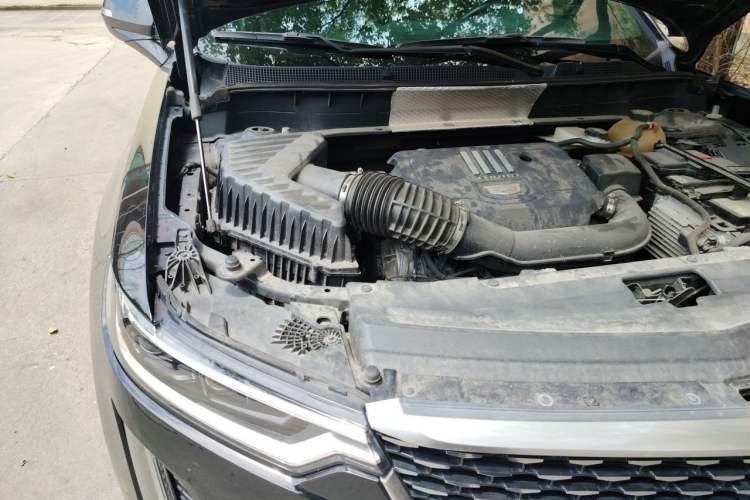 Used Cadillac XT6 2020 28T Seven-Seater Four-Wheel-Drive Luxury Version Engine Bay Right