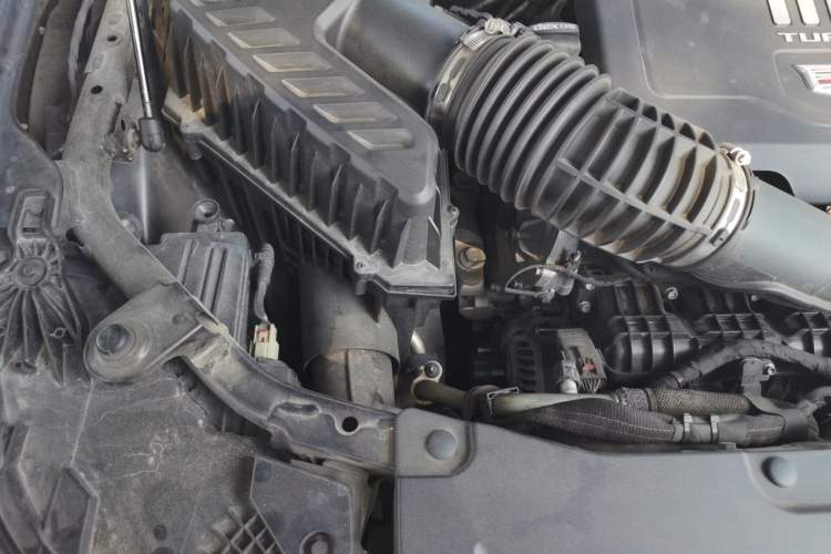 Used Cadillac XT6 2020 28T Six-Seater Luxury Version Engine Bay Right