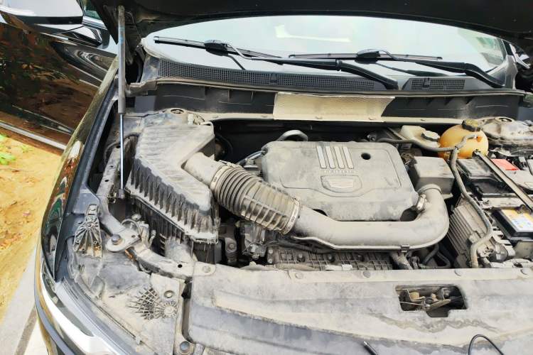 Used Cadillac XT6 2020 28T Six-Seater All-Wheel-Drive Fashion Edition Engine Bay Right