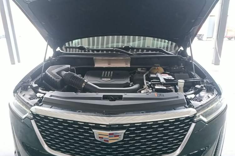 Used Cadillac XT6 2020 28T Six-Seater Four-Wheel-Drive Luxury Version Engine Bay
