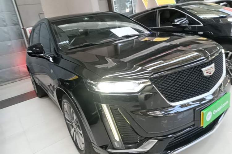 Used Cadillac XT6 2020 28T Six-Seater Luxury Sporty Enjoy-the-Comfort Safety Edition Exterior 1