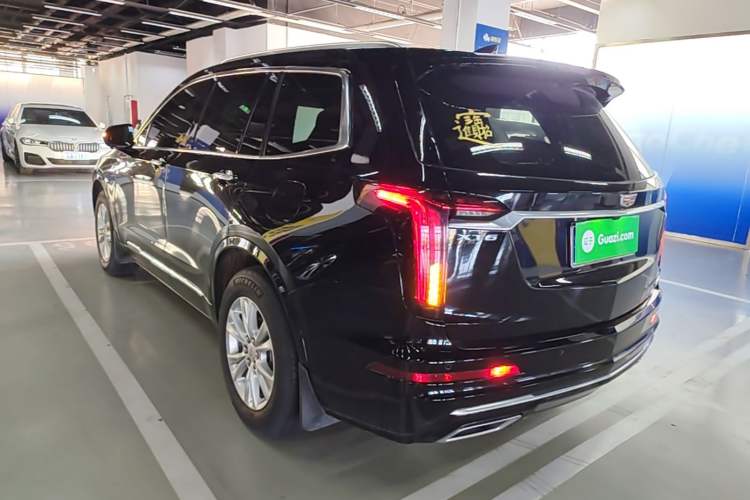 Used Cadillac XT6 2020 28T Six-Seater Fashion Edition Exterior 2