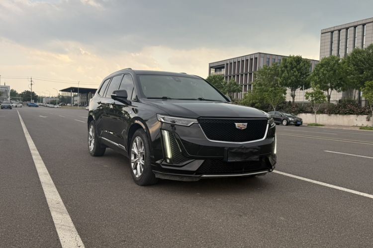 Used Cadillac XT6 2020 28T Six-Seater Luxury Sporty Enjoy-the-Comfort Safety Edition Exterior 5