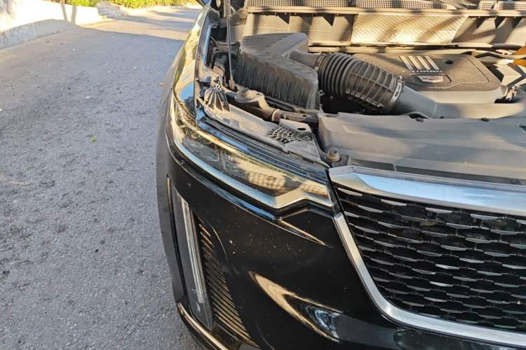 Used Cadillac XT6 2020 Revised Version 28T 6-Seater Four-Wheel Drive Luxury Edition Exterior 6