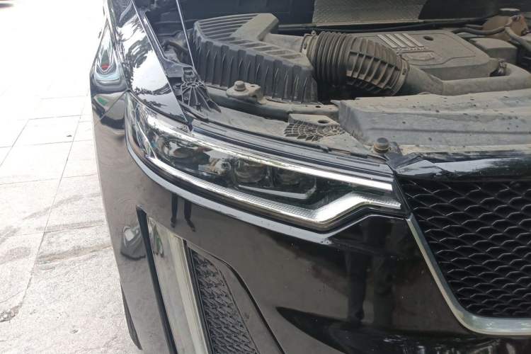 Used Cadillac XT6 2020 28T Six-Seater Luxury Version Exterior 6