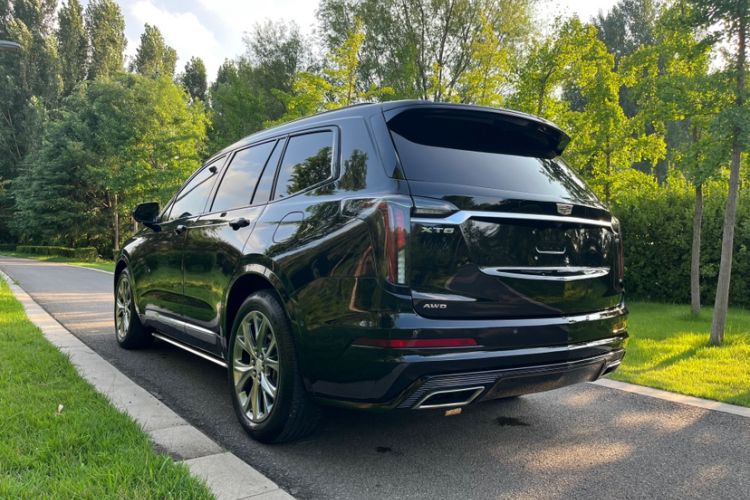 Used Cadillac XT6 2020 28T Six-Seater Luxury Sporty Enjoy-the-Comfort Safety Edition Exterior 6