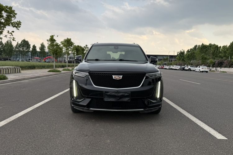Used Cadillac XT6 2020 28T Six-Seater Luxury Sporty Enjoy-the-Comfort Safety Edition Exterior 6