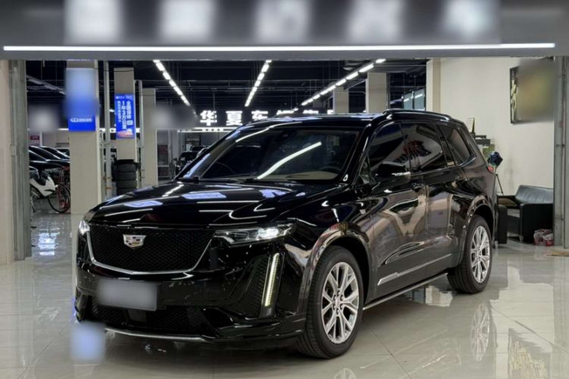 Used Cadillac XT6 2020 28T Six-Seater Four-Wheel-Drive Platinum Sport Edition Front Left 45 Deg