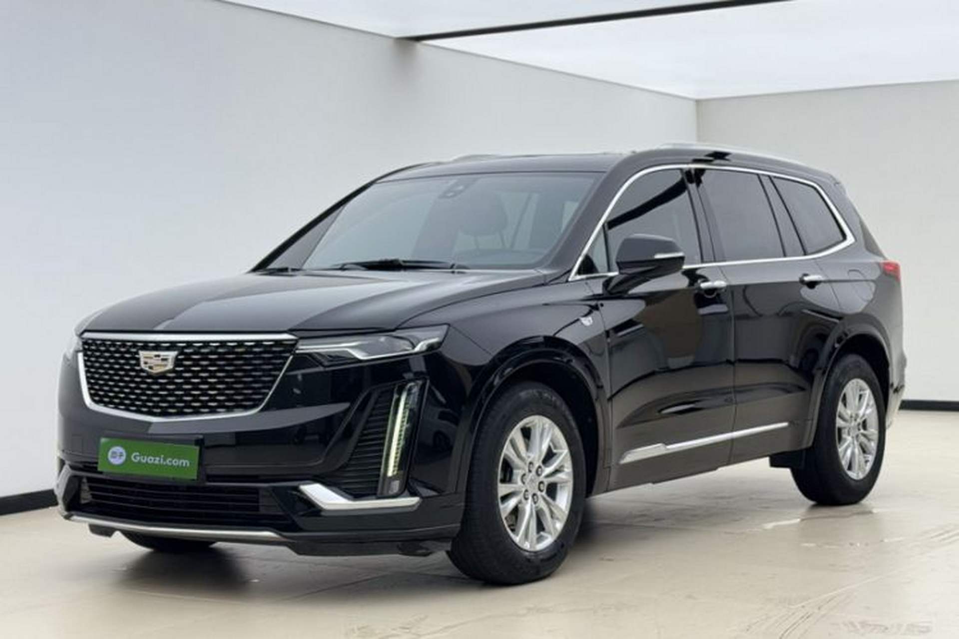 Used Cadillac XT6 2020 28T Seven-Seater Fashion Edition Front Left 45 Deg