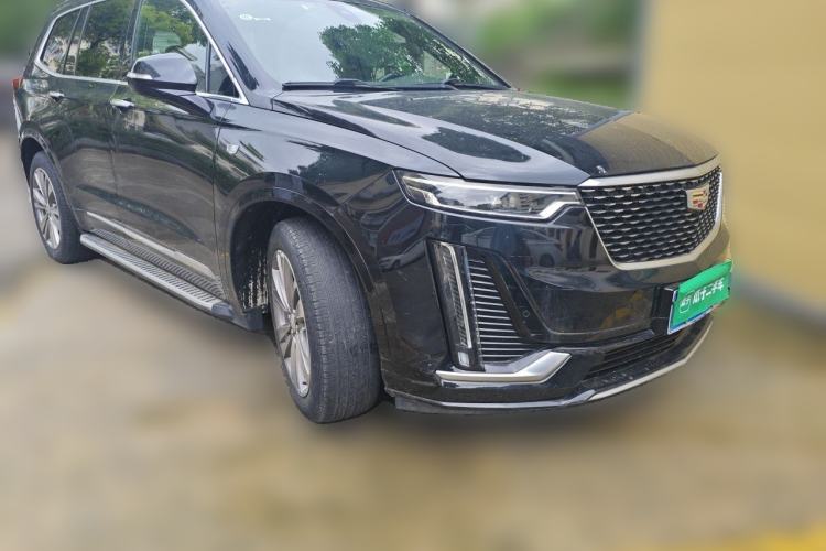 Used Cadillac XT6 2020 28T Six-Seater Luxury Version Front Right 45 Deg