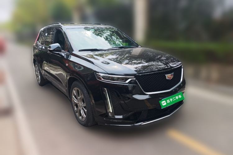 Used Cadillac XT6 2020 28T Six-Seater Luxury Sporty Enjoy-the-Comfort Safety Edition Front Right 45 Deg