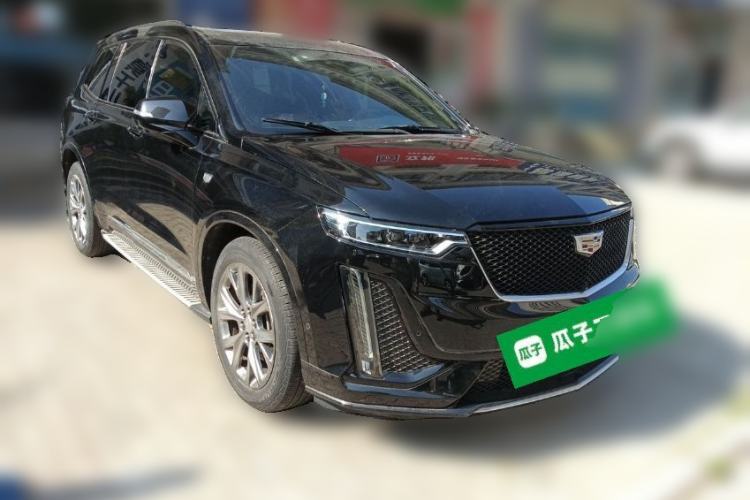 Used Cadillac XT6 2020 28T Six-Seater Luxury Sporty Enjoy-the-Comfort Safety Edition Front Right 45 Deg