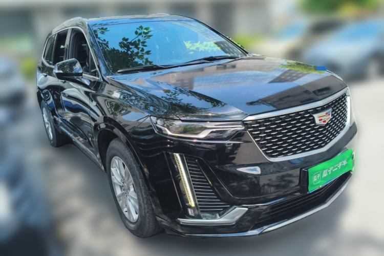 Used Cadillac XT6 2020 28T Six-Seater Fashion Edition Front Right 45 Deg