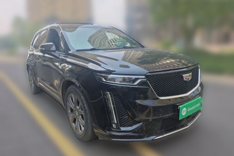 Used Cadillac XT6 2020 28T 7-Seater Luxury Sporty Enjoy-the-Comfort Safety Edition Front Right 45 Deg