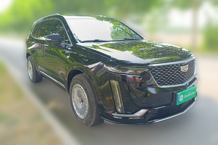 Used Cadillac XT6 2020 28T Six-Seater Fashion Edition Front Right 45 Deg