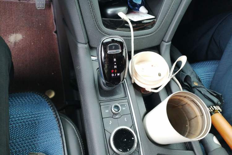 Used Cadillac XT6 2020 28T Six-Seater Four-Wheel-Drive Luxury Version Gear Lever