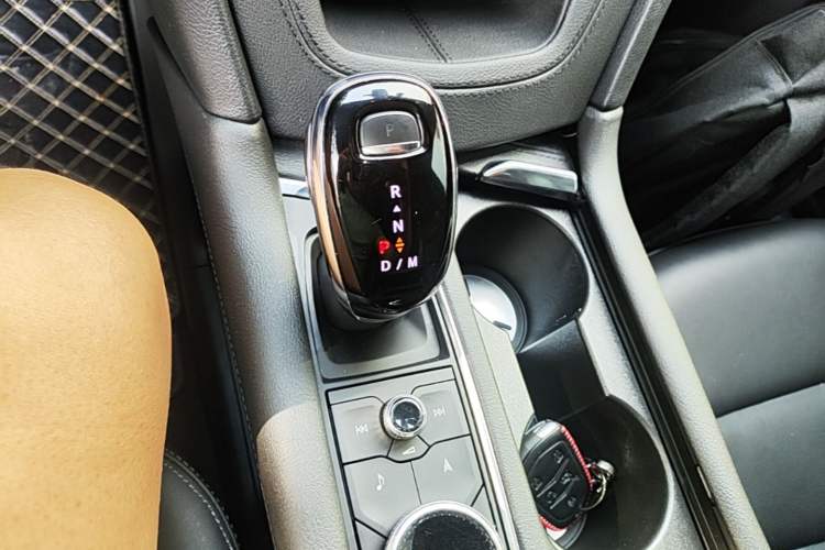 Used Cadillac XT6 2020 28T Six-Seater Luxury Version Gear Lever