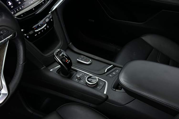 Used Cadillac XT6 2020 28T Six-Seater Four-Wheel-Drive Platinum Sport Edition Gear Lever