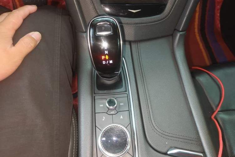 Used Cadillac XT6 2020 28T Six-Seater Luxury Version Gear Lever