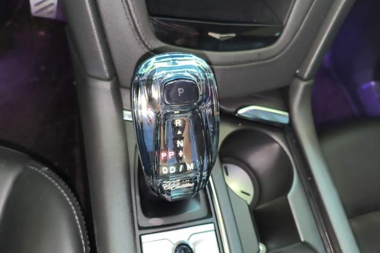 Used Cadillac XT6 2020 28T Six-Seater Luxury Version Gear Lever