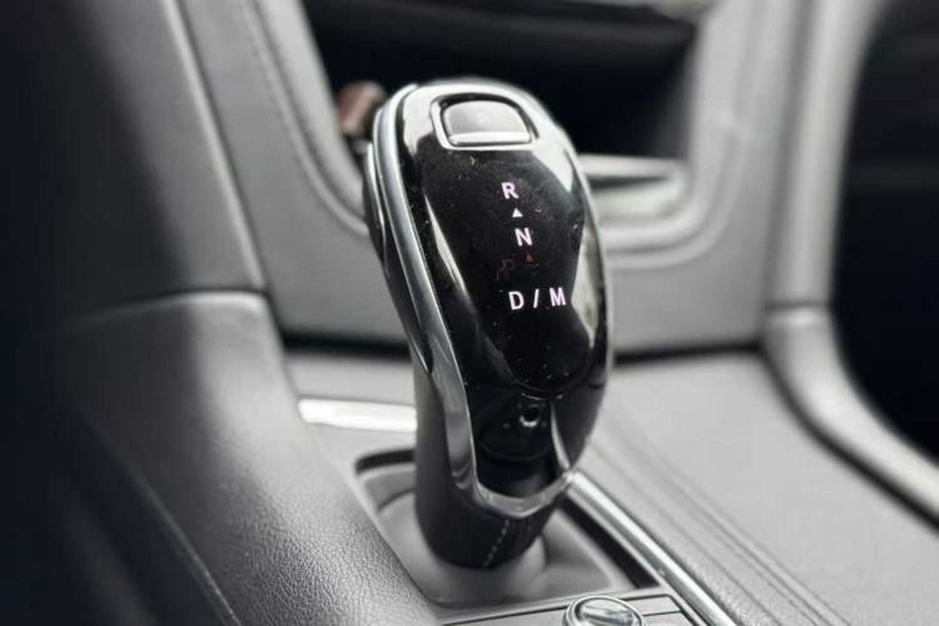 Used Cadillac XT6 2020 28T Six-Seater Four-Wheel-Drive Luxury Version with Premium Sound System Gear Lever