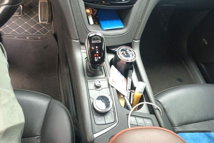 Used Cadillac XT6 2020 28T Six-Seater Luxury Version Gear Lever