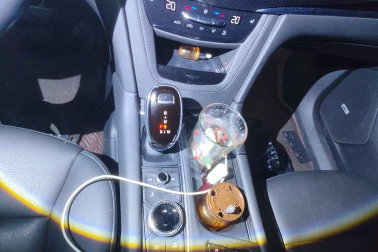 Used Cadillac XT6 2020 28T Six-Seater All-Wheel-Drive Fashion Edition Gear Lever
