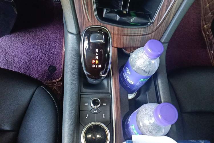 Used Cadillac XT6 2020 28T Six-Seater All-Wheel-Drive Fashion Edition Gear Lever