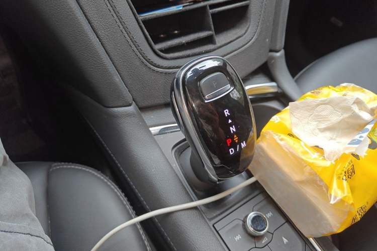 Used Cadillac XT6 2020 28T Six-Seater Four-Wheel-Drive Luxury Version Gear Lever