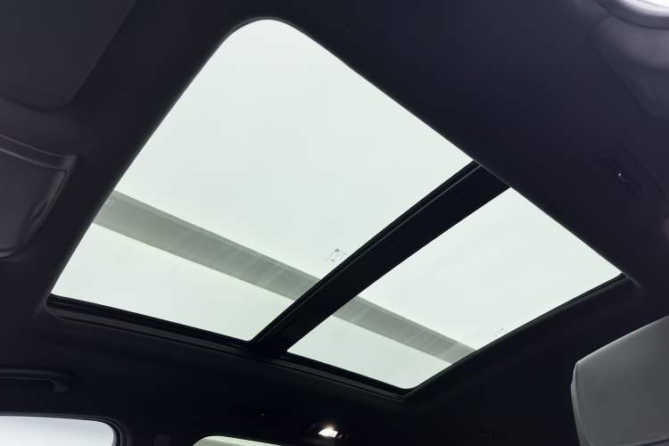 Used Cadillac XT6 2020 28T Six-Seater Four-Wheel-Drive Platinum Sport Edition Headliner