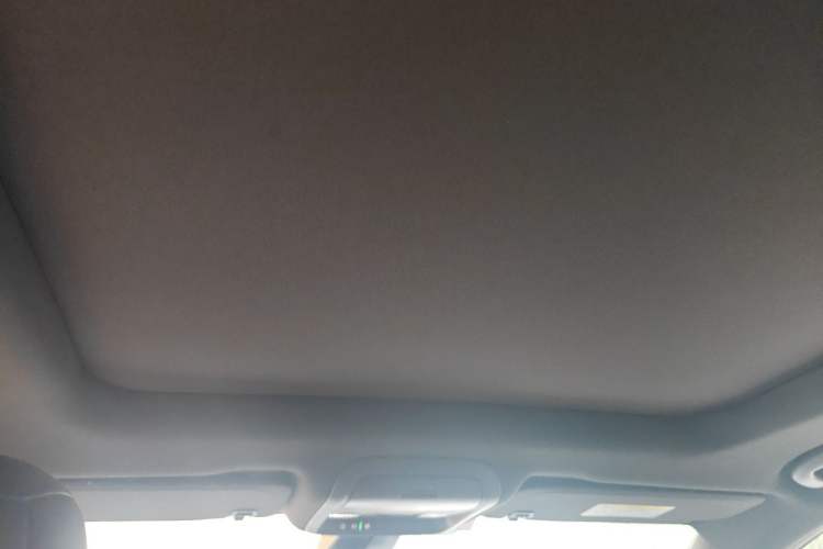Used Cadillac XT6 2020 28T Six-Seater Luxury Version Headliner