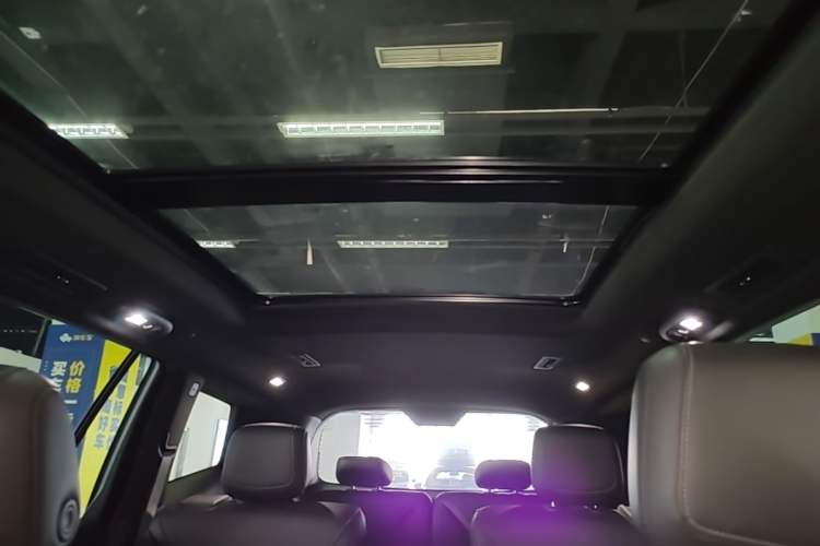 Used Cadillac XT6 2020 28T Six-Seater Fashion Edition Headliner