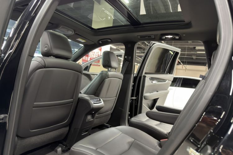 Used Cadillac XT6 2020 28T Six-Seater Four-Wheel-Drive Luxury Version Headliner