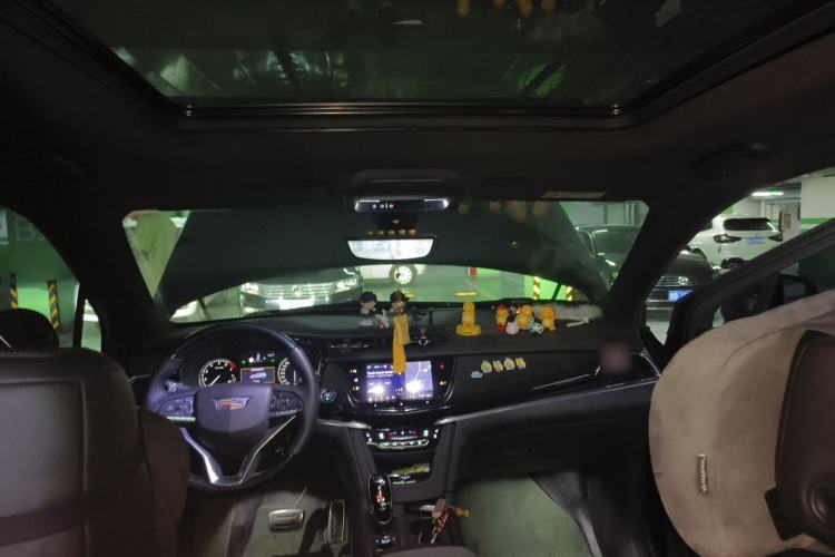 Used Cadillac XT6 2020 28T Six-Seater Four-Wheel-Drive Luxury Sport Vehicle Headliner