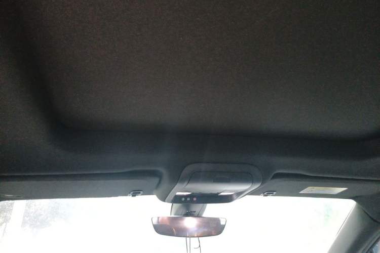 Used Cadillac XT6 2020 28T Six-Seater Luxury Version Headliner
