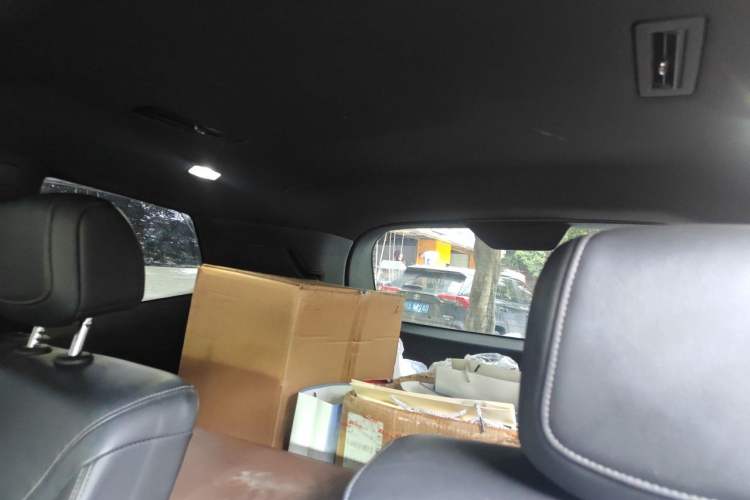 Used Cadillac XT6 2020 28T Six-Seater Four-Wheel-Drive Luxury Version Headliner
