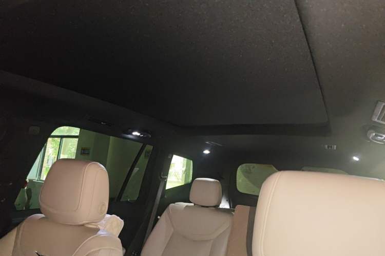 Used Cadillac XT6 2020 28T Six-Seater Luxury Sporty Enjoy-the-Comfort Safety Edition Headliner