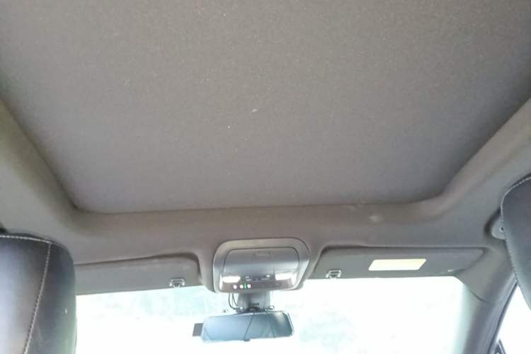 Used Cadillac XT6 2020 28T Six-Seater Fashion Edition Headliner