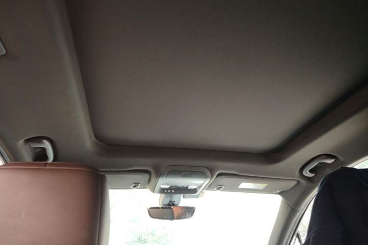 Used Cadillac XT6 2020 28T Seven-Seater Four-Wheel-Drive Luxury Version Headliner