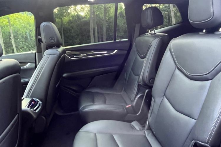 Used Cadillac XT6 2020 28T Six-Seater Luxury Sporty Enjoy-the-Comfort Safety Edition Interior 1