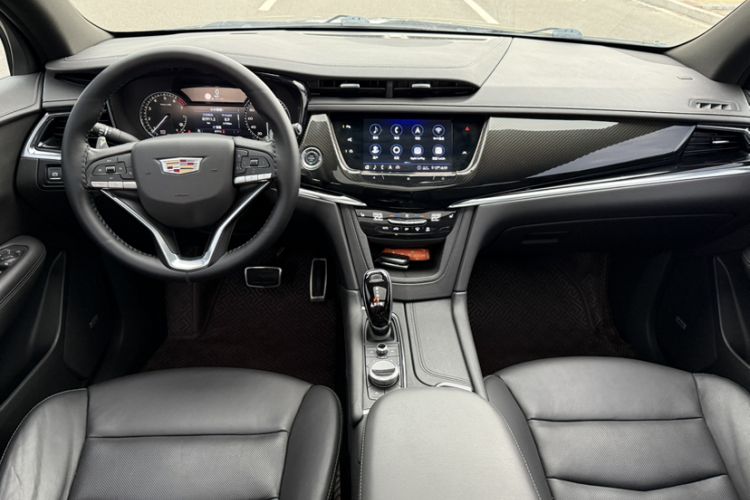Used Cadillac XT6 2020 28T Six-Seater Luxury Sporty Enjoy-the-Comfort Safety Edition Interior 10