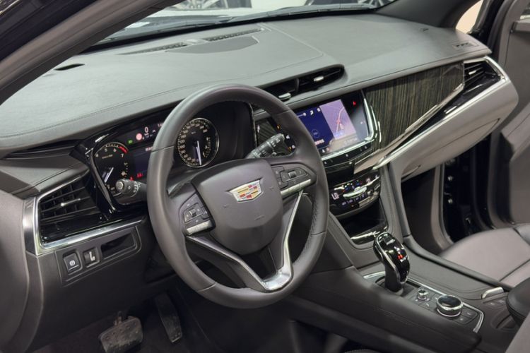 Used Cadillac XT6 2020 28T Six-Seater Four-Wheel-Drive Luxury Version Interior 2