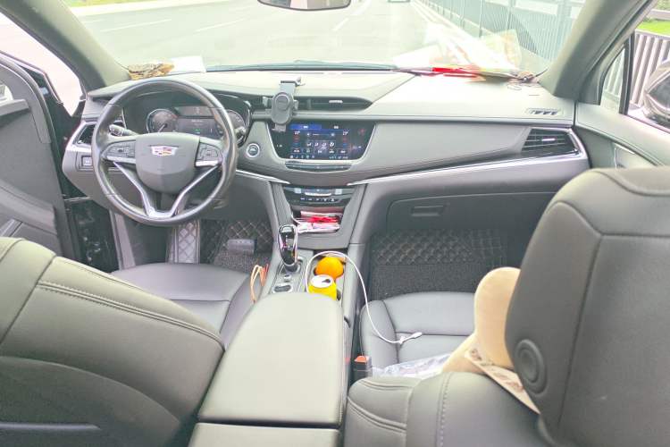 Used Cadillac XT6 2020 28T Six-Seater Fashion Edition Interior 2