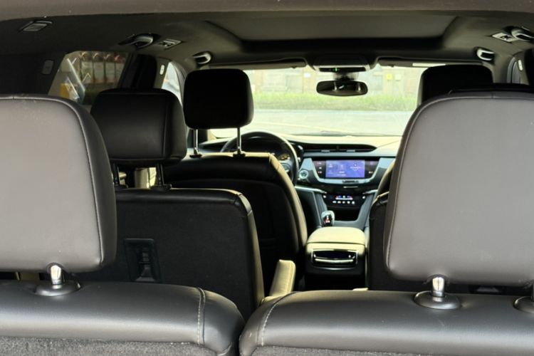 Used Cadillac XT6 2020 28T Six-Seater Luxury Sporty Enjoy-the-Comfort Safety Edition Interior 3