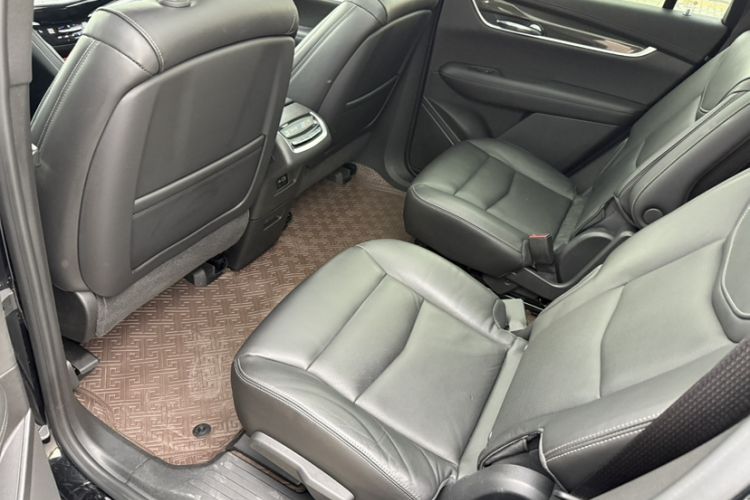 Used Cadillac XT6 2020 28T Six-Seater Luxury Sporty Enjoy-the-Comfort Safety Edition Interior 3